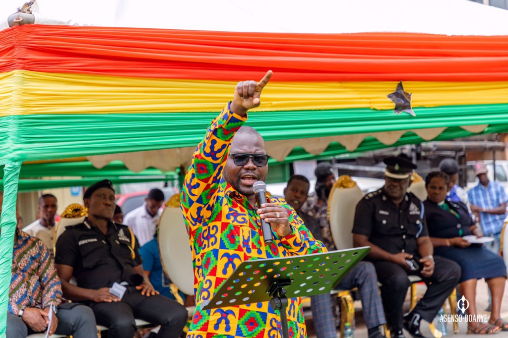 Asenso-Boakye commissions new Police Station for Bantama Ahenbronum community