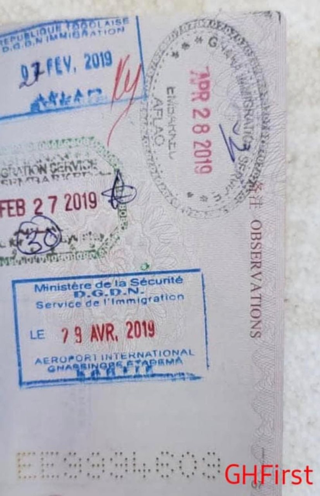 Aisha Huang uses 2 Chinese passports for her travels - Minority