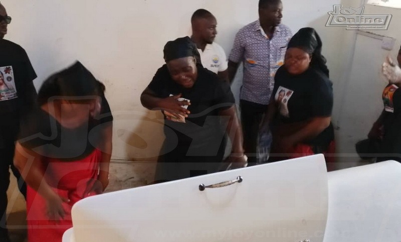 In pictures: Tears flow as murdered nurse applicant's body arrives in her hometown