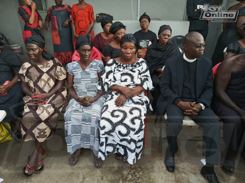 In pictures: Tears flow as murdered nurse applicant's body arrives in her hometown