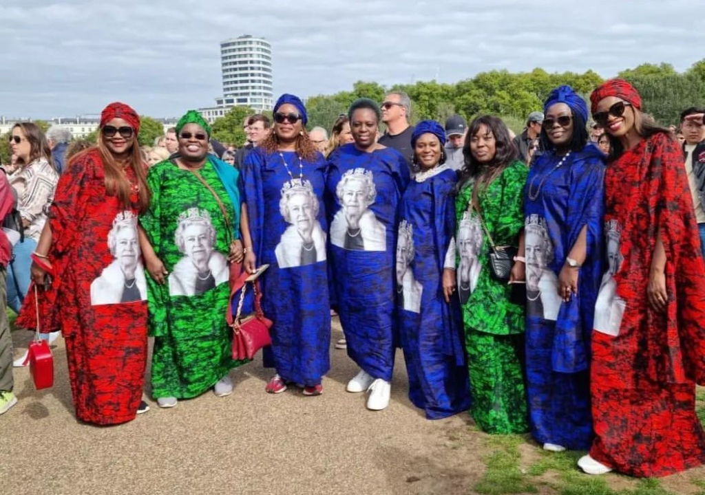 Check out the 'asoebi' some Nigerians wore to Queen Elizabeth II's funeral Check out the 'asoebi' some Nigerians wore to Queen Elizabeth II's funeral