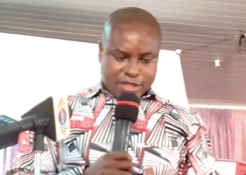 Mahama cannot review ex-gratia payments; he loves them - NPP