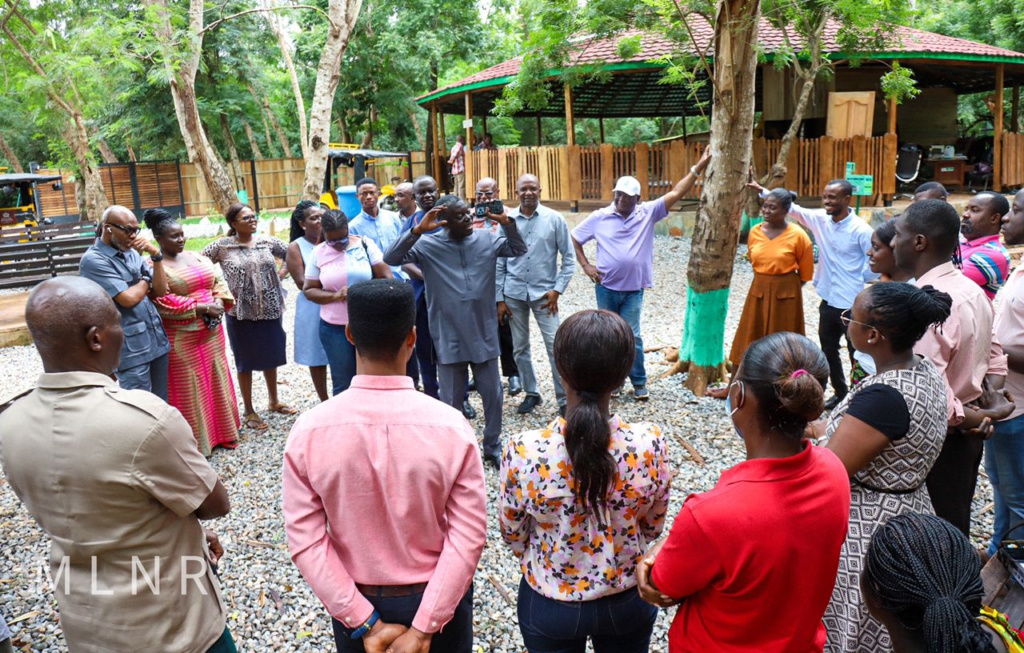 Deputy Lands Minister, Forestry Commission Board visit Accra Zoo Deputy Lands Minister, Forestry Commission Board visit Accra Zoo