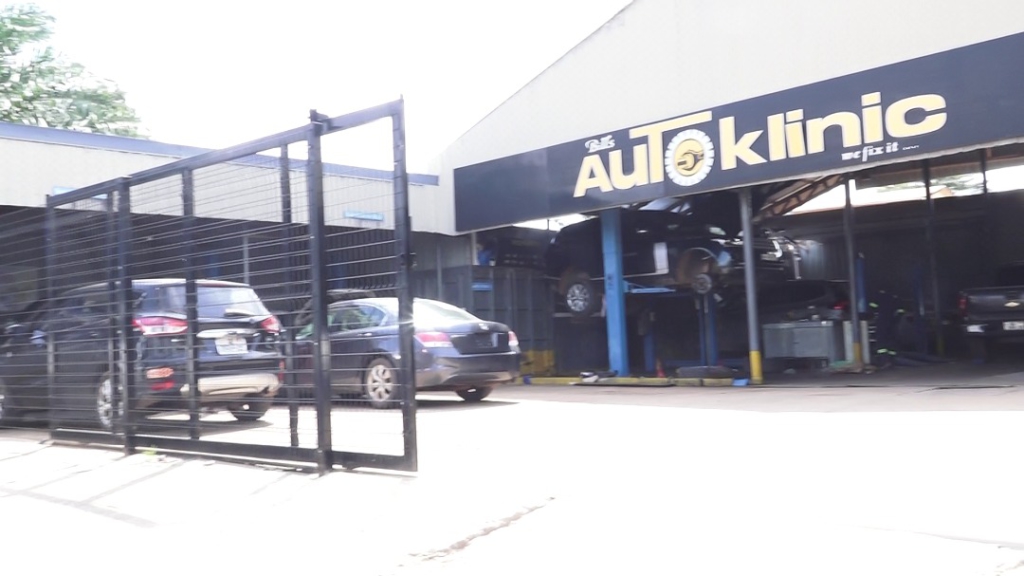 GRA descends on 3 auto service stations for failing to issue VAT invoices to customers GRA descends on 3 auto service stations for failing to issue VAT invoices to customers