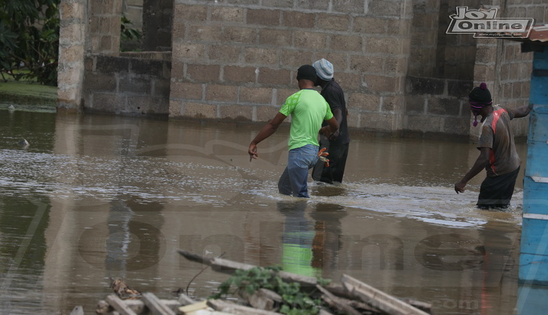 In pictures: Fate of Mallam-Gbawe municipality flood victims hangs in the balance as water level remains high