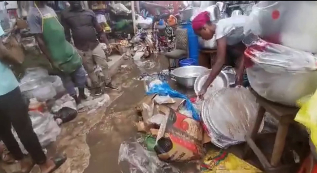 Over 1000 shops flooded at Kumasi Central Market; traders blame Contracta for the mess