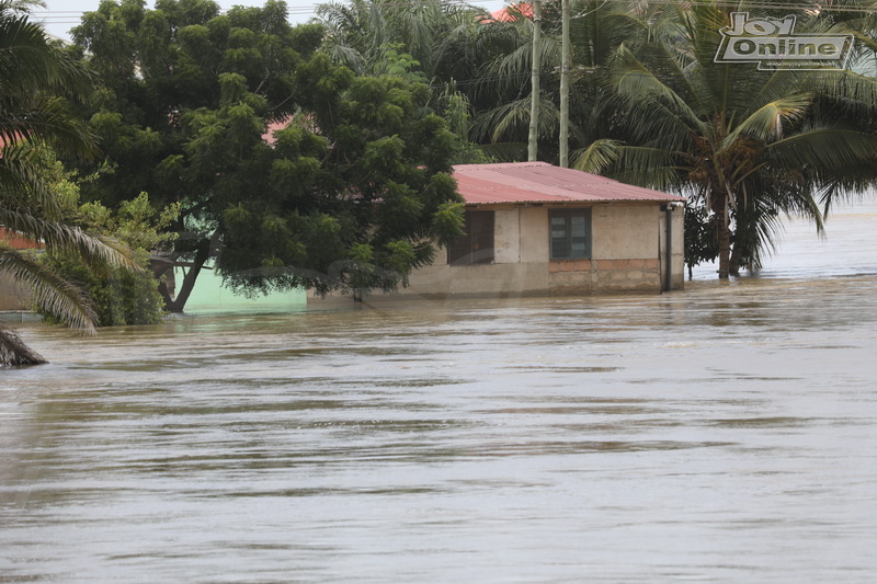 In pictures: Fate of Mallam-Gbawe municipality flood victims hangs in the balance as water level remains high