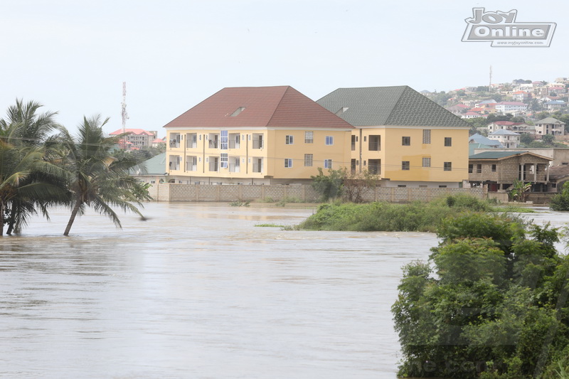 In pictures: Fate of Mallam-Gbawe municipality flood victims hangs in the balance as water level remains high