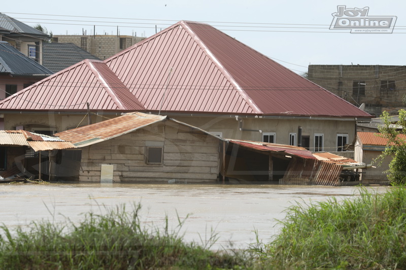 In pictures: Fate of Mallam-Gbawe municipality flood victims hangs in the balance as water level remains high