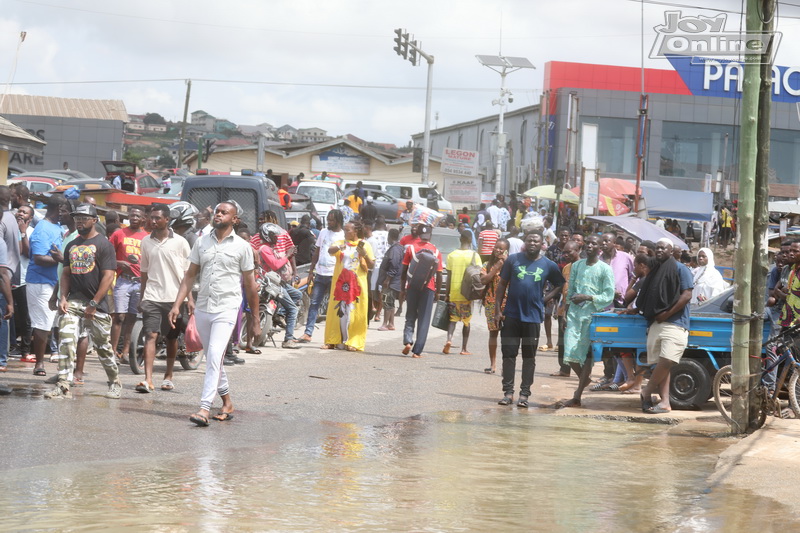 In pictures: Fate of Mallam-Gbawe municipality flood victims hangs in the balance as water level remains high