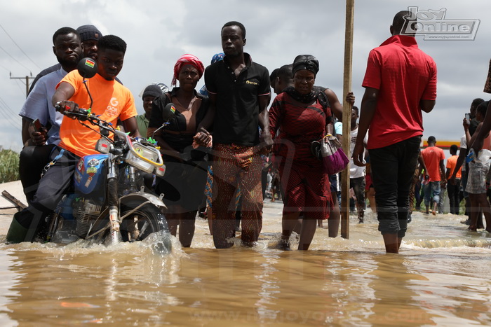 In pictures: Hundreds rendered homeless at Ashalaja