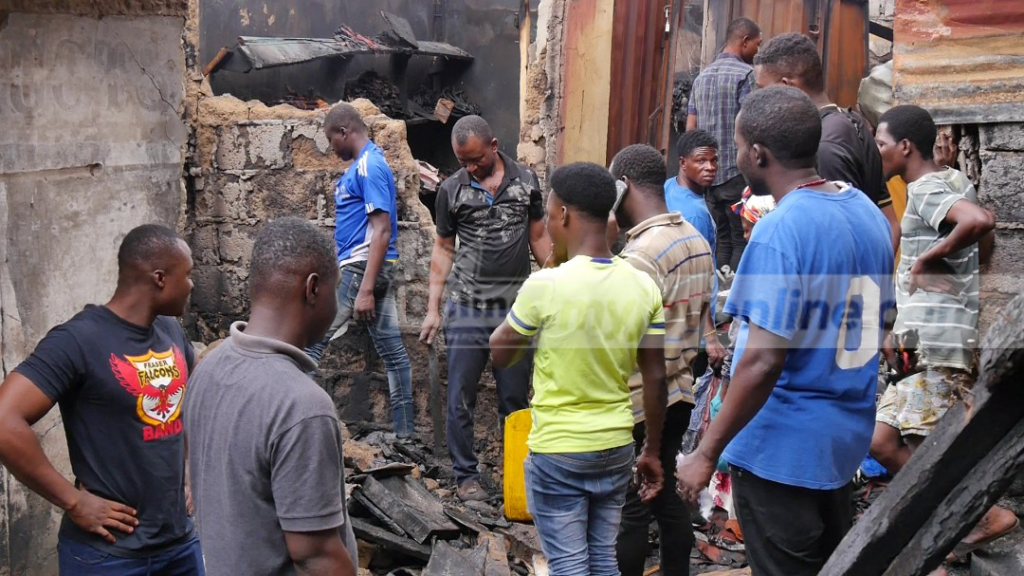 Fire destroys shops at leather section of Kumasi Central Market