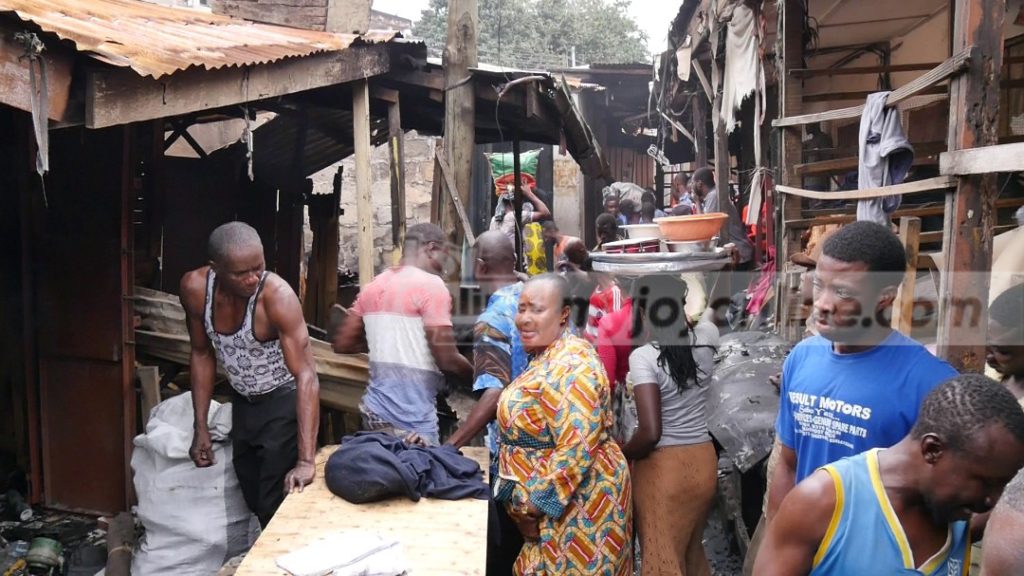 Fire destroys shops at leather section of Kumasi Central Market