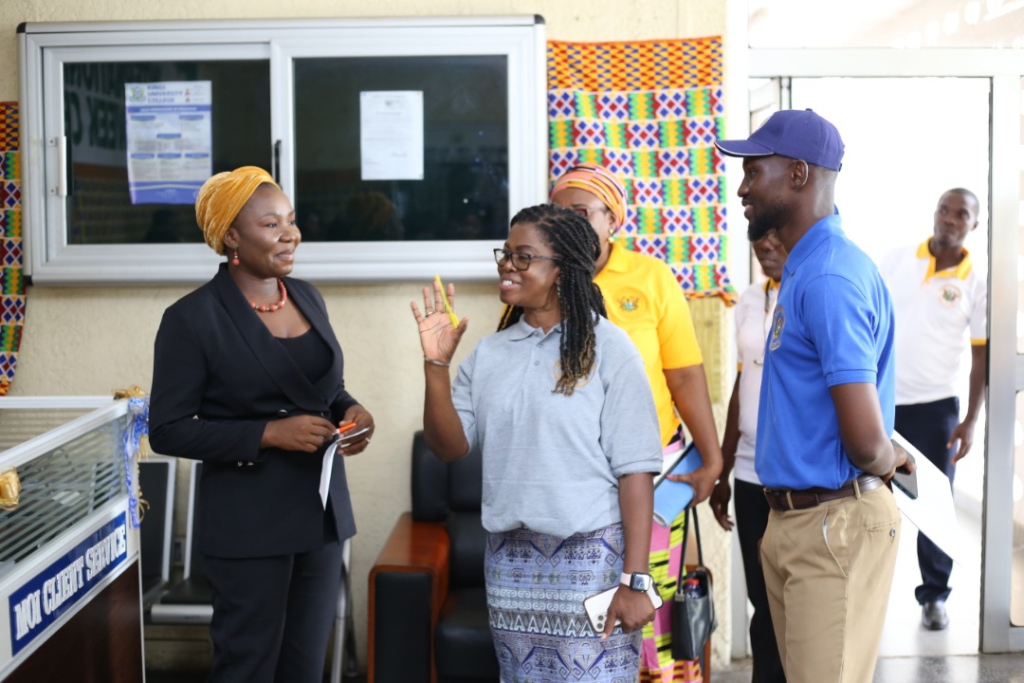 Information Ministry commemorates Client Service Week
