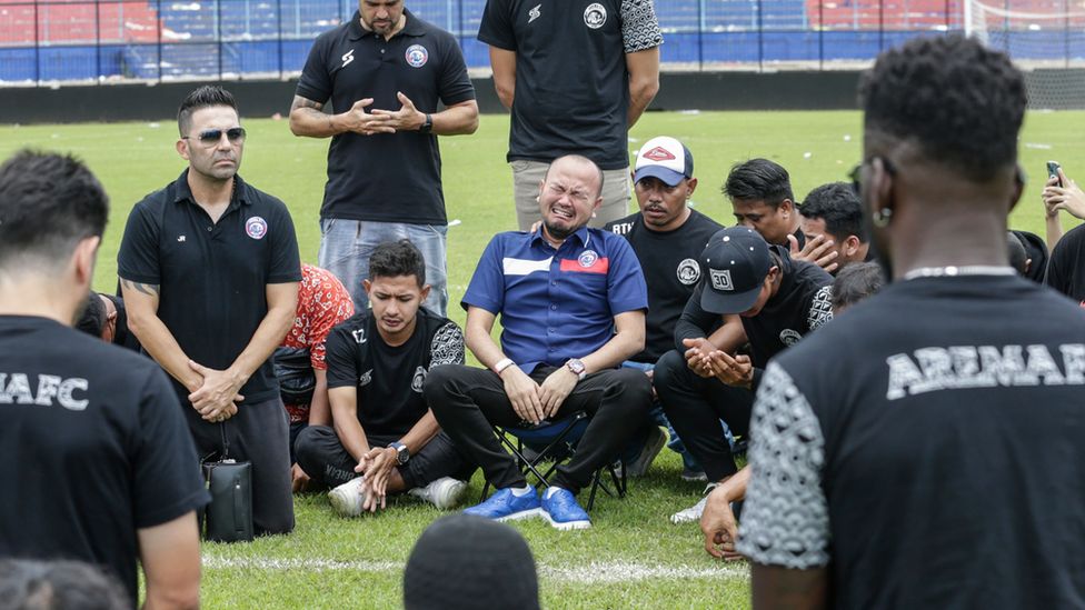 Indonesia football crush: 'It was too much to see my son's dead body'