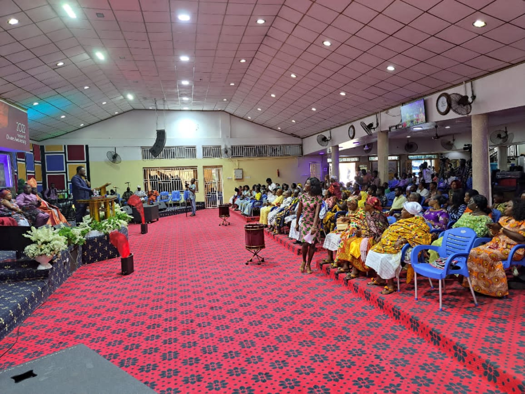 Nhyira FM’s Mama Efe Amanor honored as Queen of Humanitarian Affairs by the Prince Hampel World Outreach Nhyira FM’s Mama Efe Amanor honored as Queen of Humanitarian Affairs by the Prince Hampel World Outreach