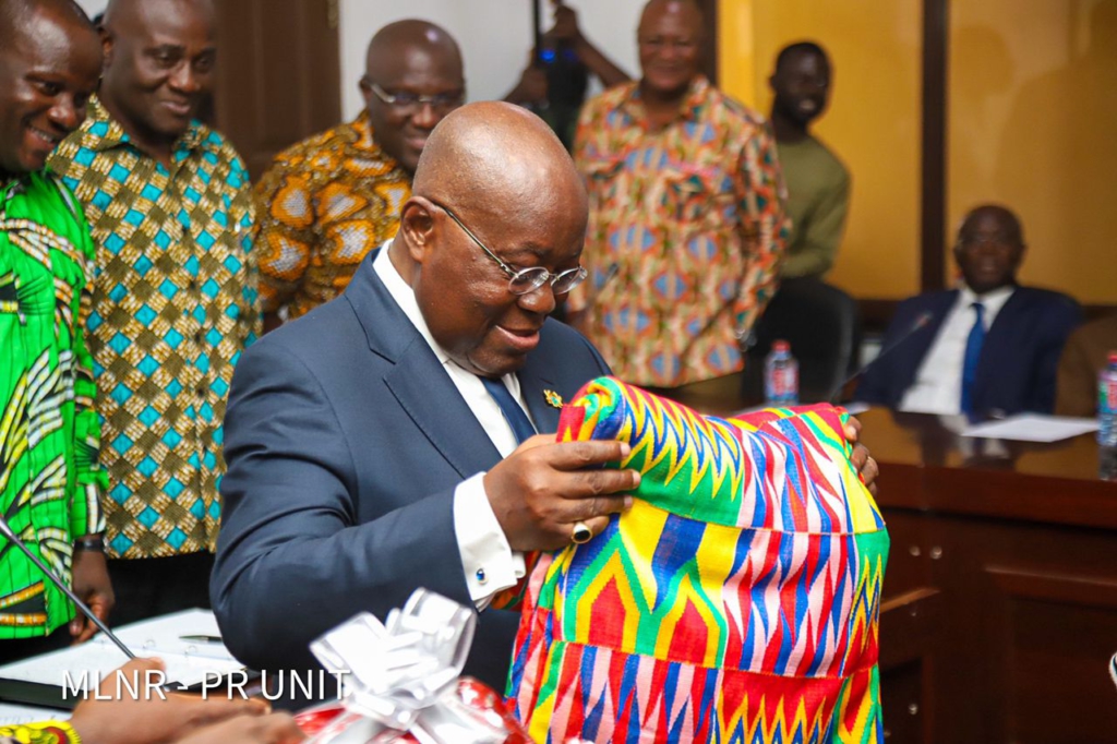 Akufo-Addo calls on chiefs, MMDCEs to actively rally behind government to curb illegal mining