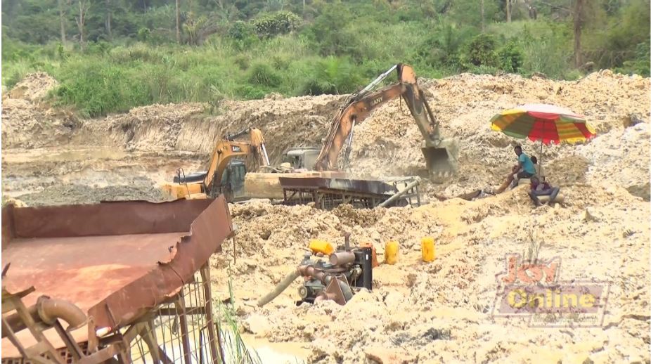 Kingmakers of Pakyi No. 1 angry with Chief for allowing illegal mining activities to surge