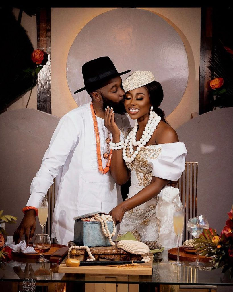 Sika Osei shares pictures from wedding to celebrate anniversary