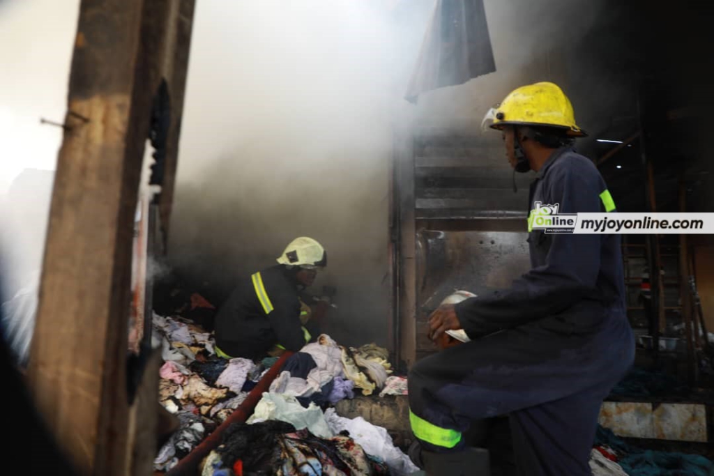 Fire destroys shops at Kantamanto market