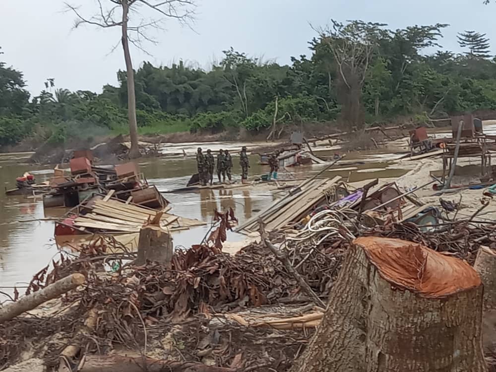 Operation Halt II seizes 30, destroys 4 and immobilises 4 excavators