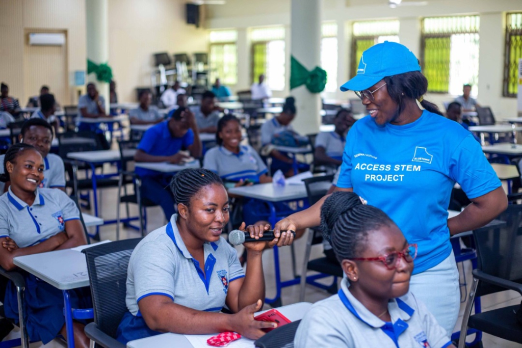 5,000 teachers in semi-urban Ghana to benefit from training in STEM subjects