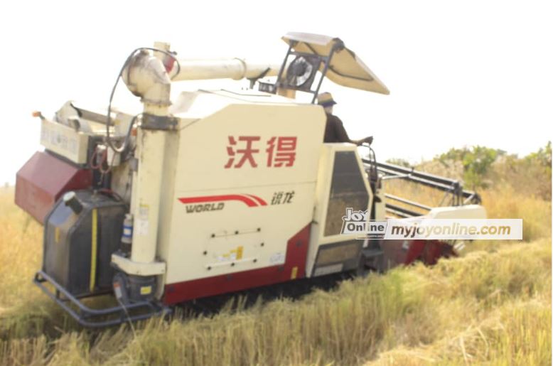 Limited combine harvesters in Northern Region threaten rice harvest