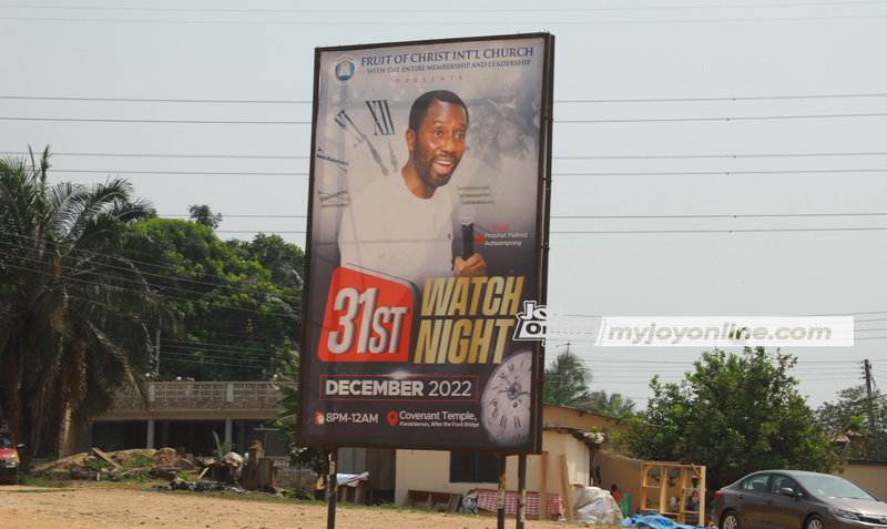 Huge billboards proclaim cross over church services  