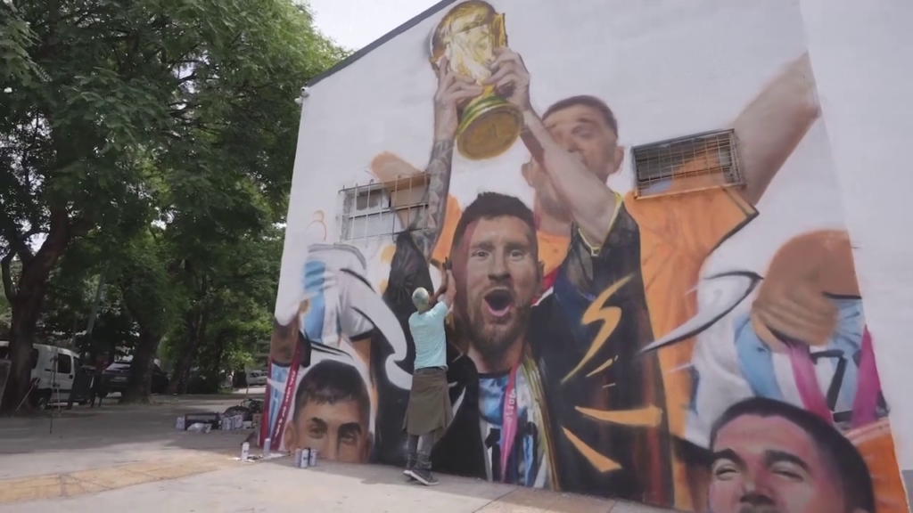 Mural of Messi created in Buenos Aires to celebrate World Cup win