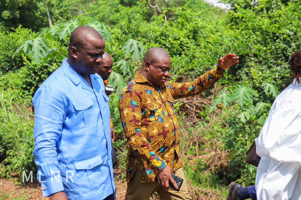 Lands Minister reopens Accra zoo; calls for conservation of terrestrial life and ecosystem￼