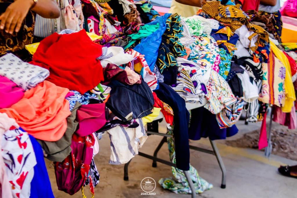 Perez Chapel Zoeland Mataheko branch donates to aged and needy