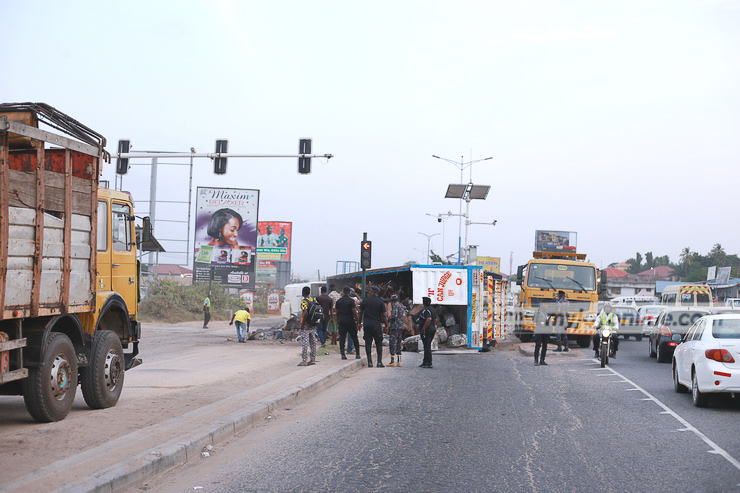 Falling truck spills scrap at Achimota Overhead, causes gridlock