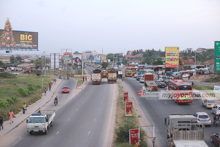 Falling truck spills scrap at Achimota Overhead, causes gridlock