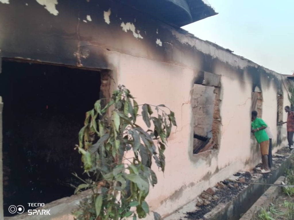 Personnel of Aloryi Police station displaced as fire guts their rooms Personnel of Aloryi Police station displaced as fire guts their rooms
