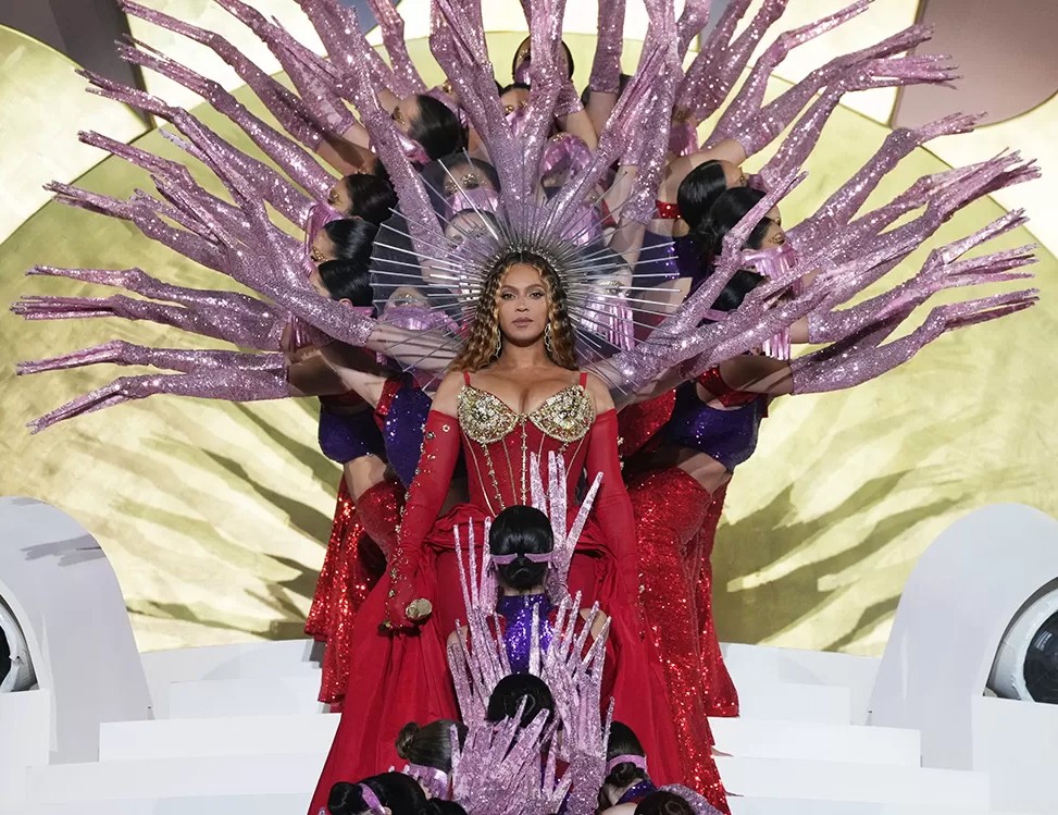 Beyoncé divides fans with Dubai Atlantis Royal live show - MyJoyOnline