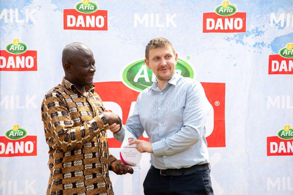 Assin State College receives Dano 'Inner strength' Award for 2022 NSMQ performance