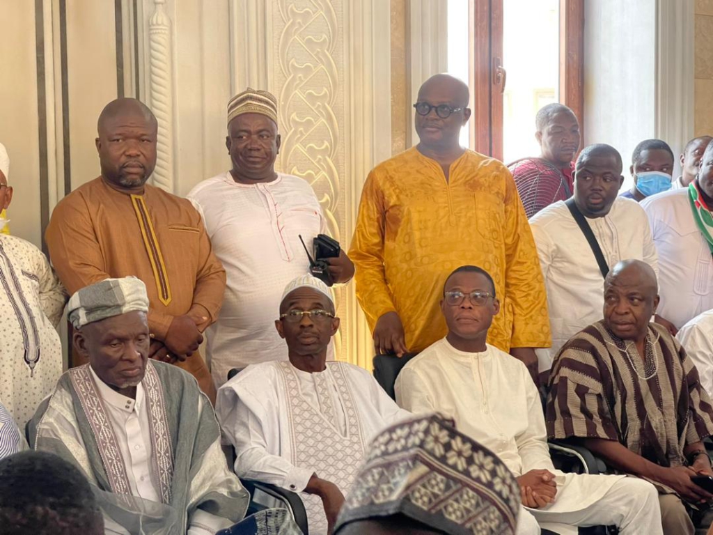 NDC flagbearer hopeful Kojo Bonsu, new national executives visit National Mosque for thanksgiving