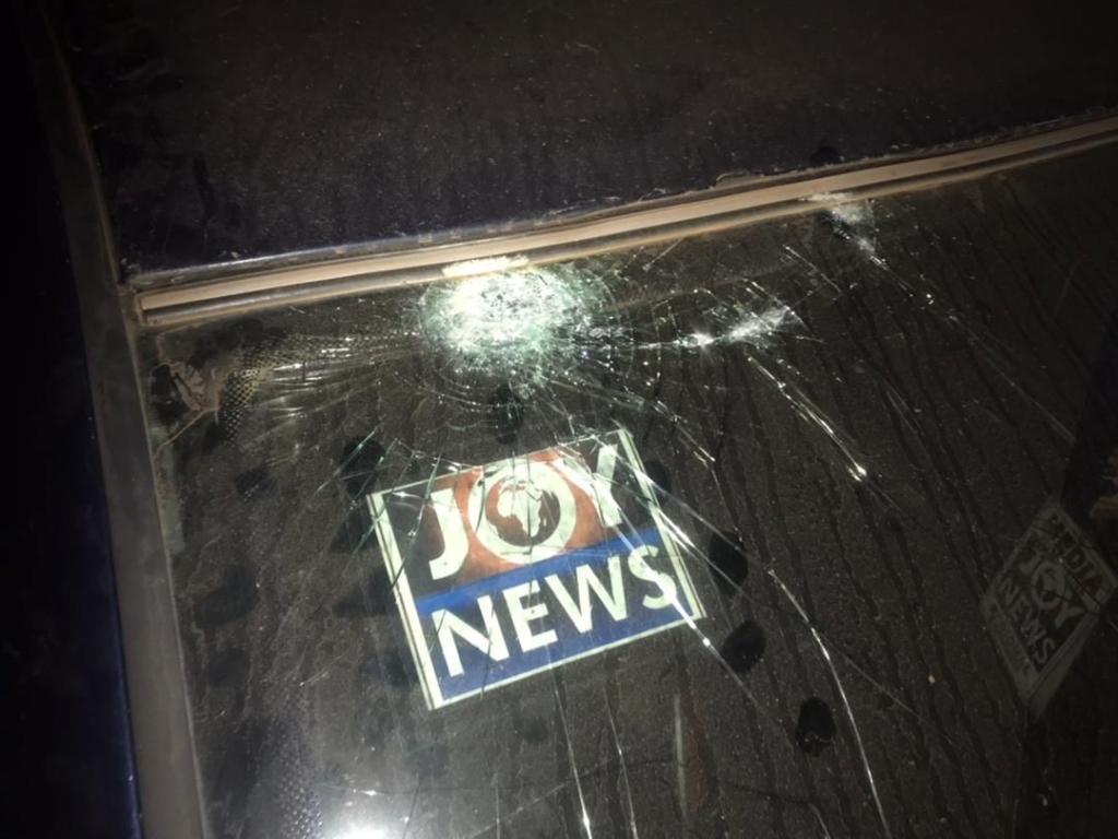 JoyNews’ Bono East Regional Correspondent attacked by thugs, vehicle vandalized JoyNews’ Bono East Regional Correspondent attacked by thugs, vehicle vandalized