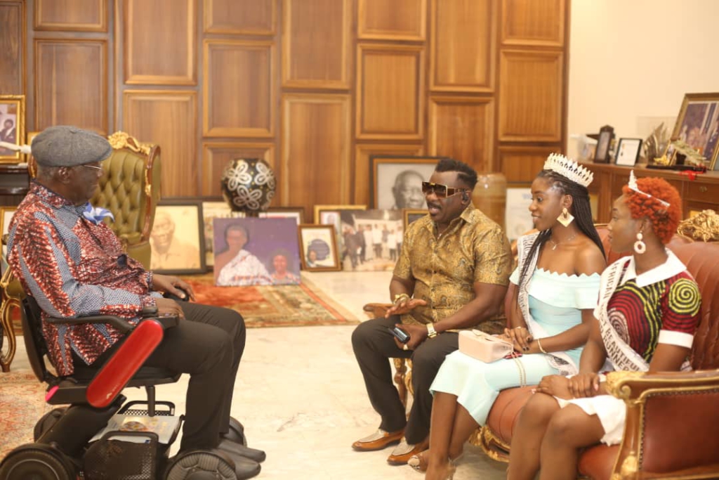 Photos: African Most Beautiful USA CEO and 2022 winners pay courtesy call on Kufuor