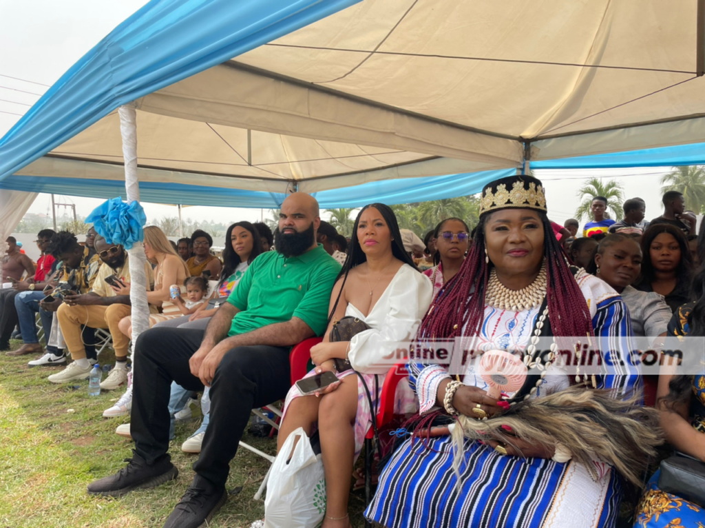 US-based Ghanaian comedian Michael Blackson commissions his school in Agona Nsaba