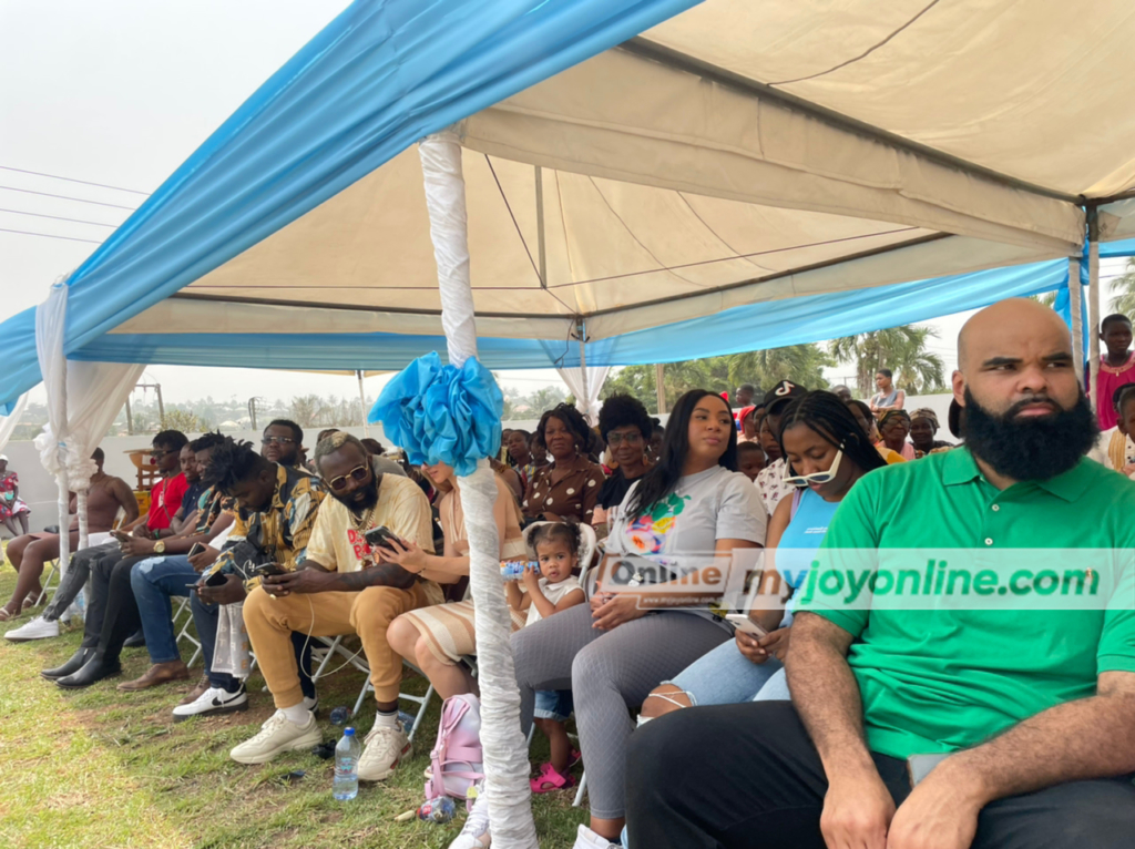 Ghanaian-American comedian Michael Blackson commissions his school in Agona Nsaba