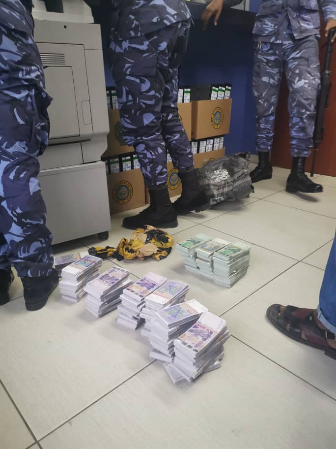 GRA arrests fake currency dealer with 80m CFA GRA arrests fake currency dealer with 80m CFA
