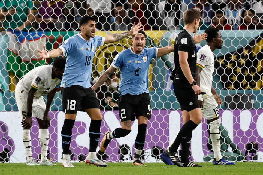 2022 World Cup: Ghana-Uruguay referee should be in prison if I’m sanctioned – Cavani