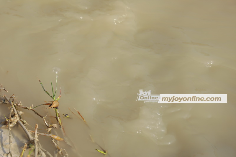 Waste water pours freely on Accra-Kasoa road