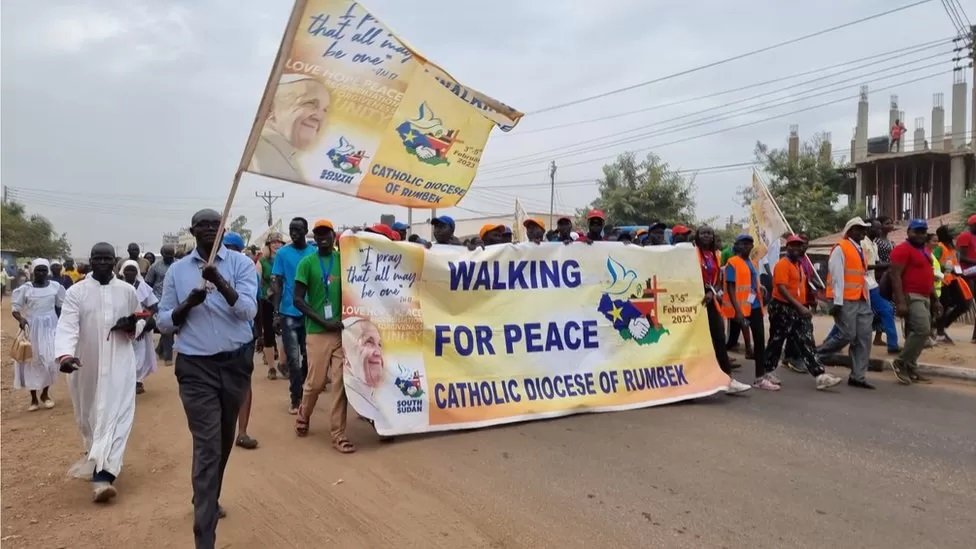 The Catholic pilgrims who walked 9 days to see Pope Francis