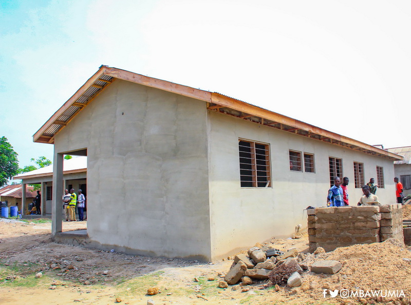 Presby Church hails Dr. Bawumia for his 'touching' school building gift