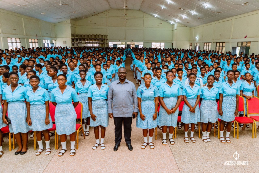 Asenso-Boakye celebrates Valentine’s Day with students of Kumasi Girls Senior High School