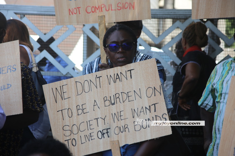 DDEP: The picketing pensioners, their moods and messages DDEP: The picketing pensioners, their moods and messages