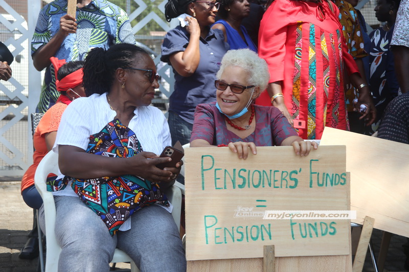DDEP: The picketing pensioners, their moods and messages DDEP: The picketing pensioners, their moods and messages