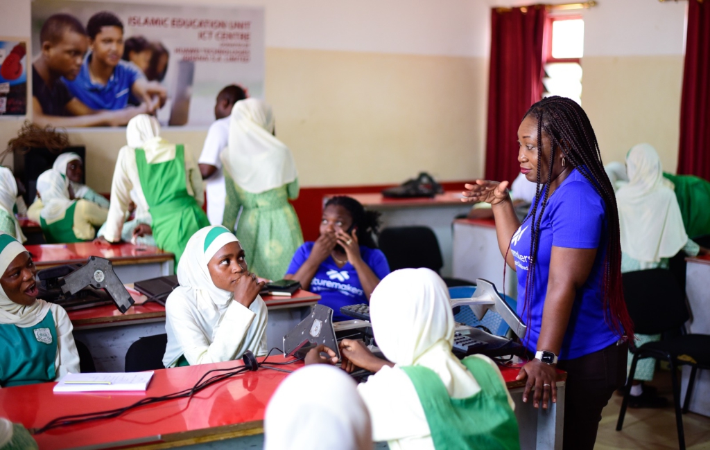 StanChart marks International Day of Women and Girls in Science with a special mentoring and robotics session  